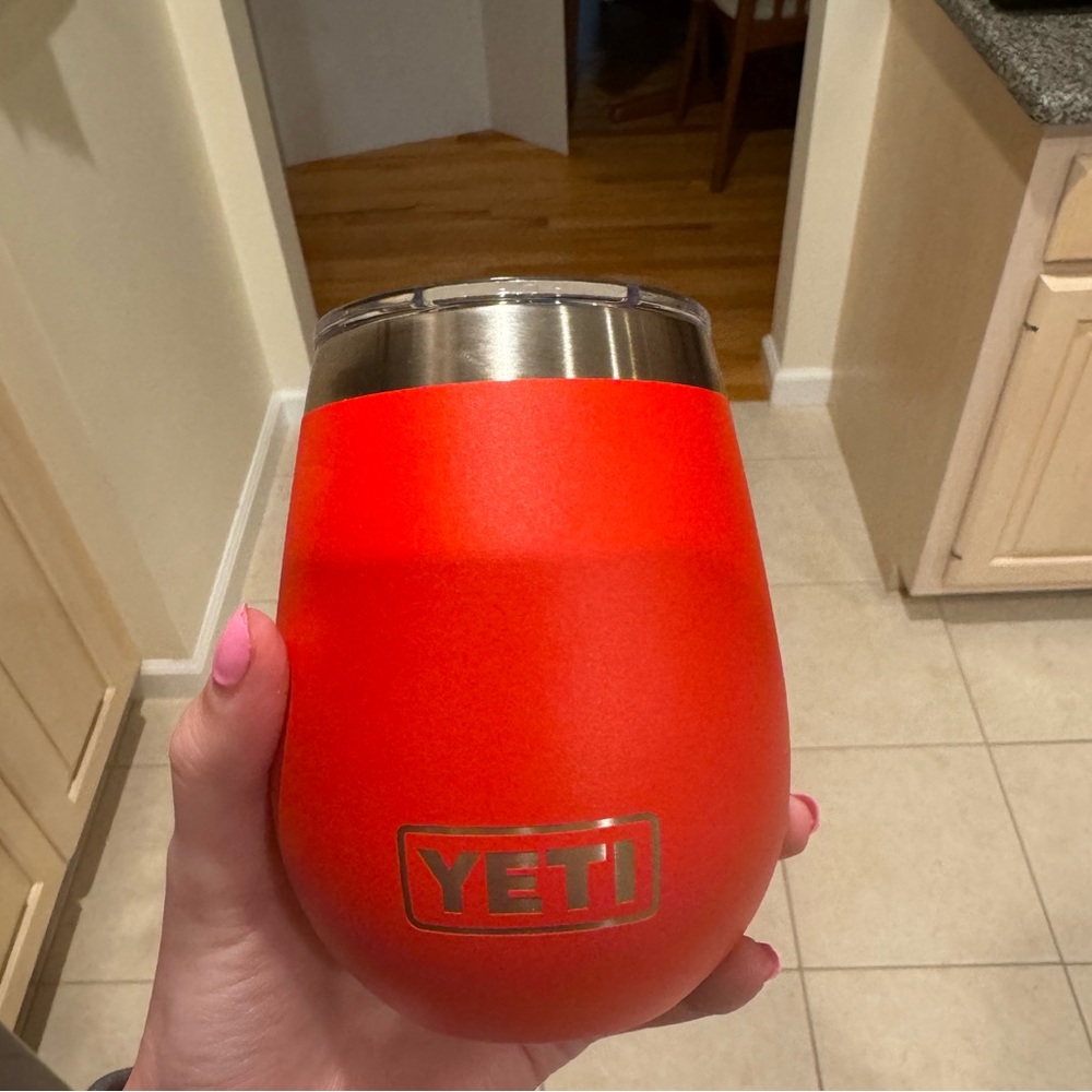 red yeti wine tumbler